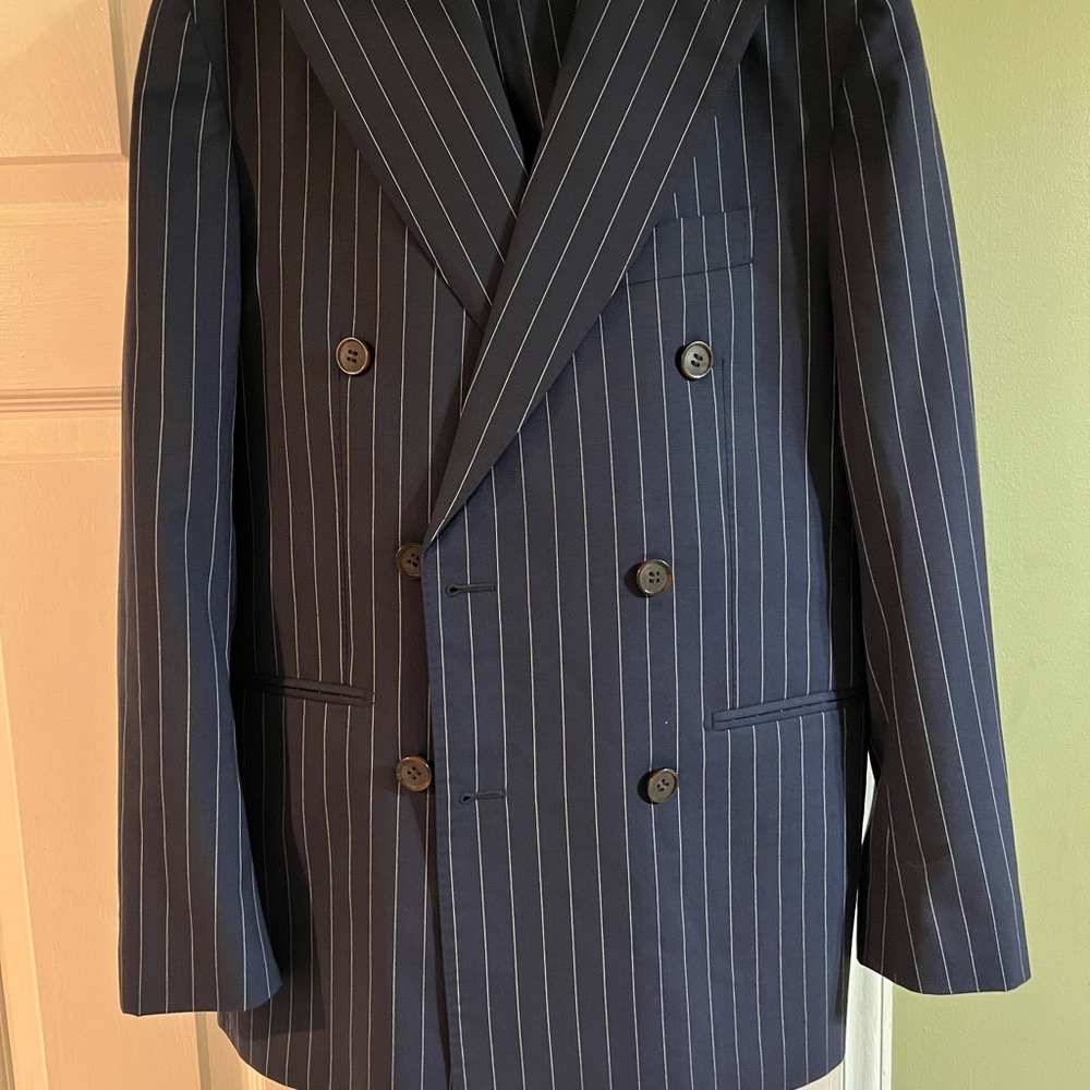 Suitsupply Dark Blue Pinstripe Double-Breasted Suit
